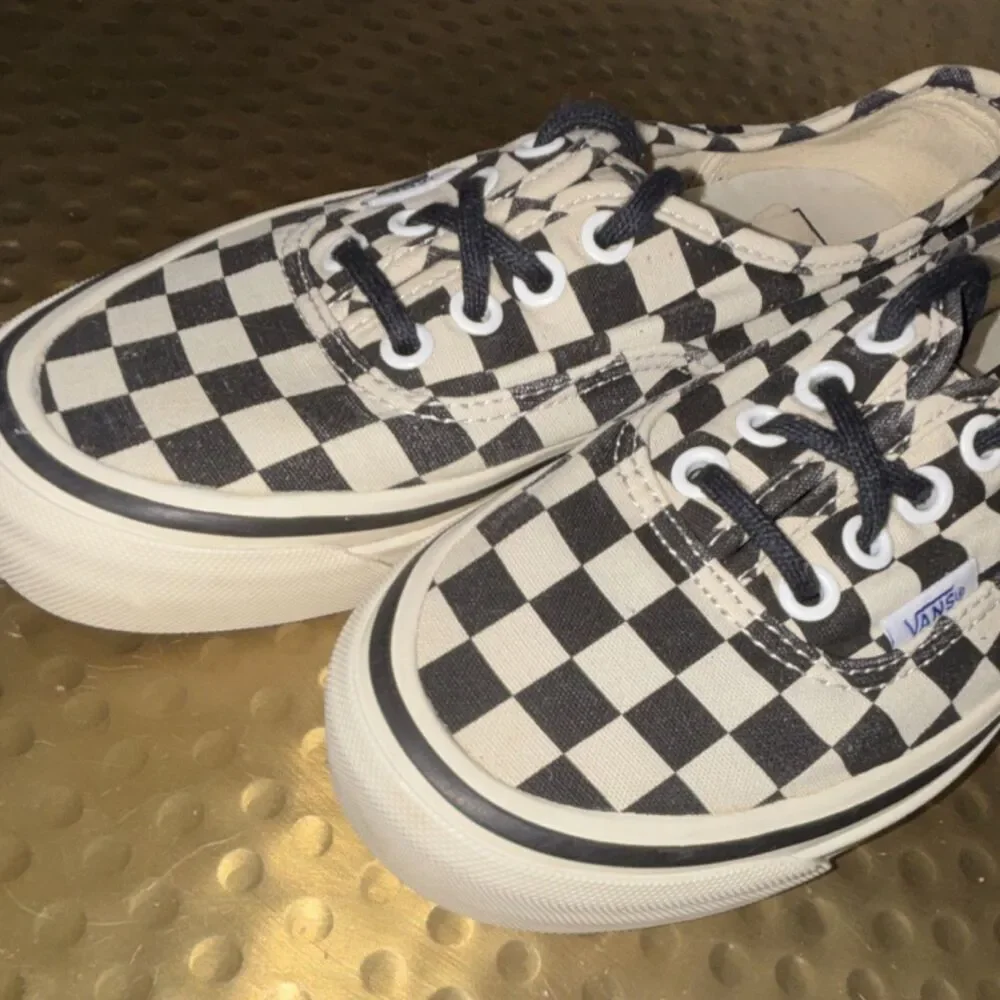 Vans UltraCush Black White Canvas Checkered Lace Up Men's Casual Sneakers size 4